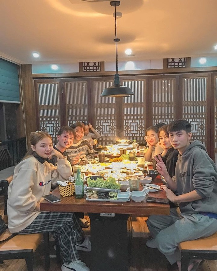 Bàn tiệc nướng Hàn Quốc thịnh soạn tại GoGi House, một trải nghiệm ẩm thực đa dạng tại Thanh Hóa