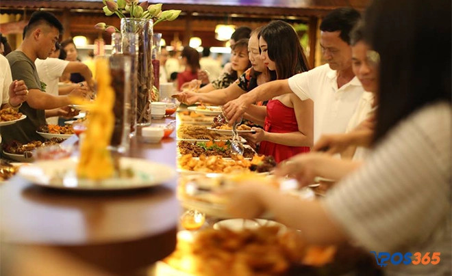 Buffet Sen Á Đông với các món Á-Âu