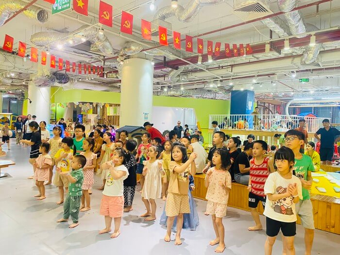 Các bé tạo ra những kỷ niệm đáng nhớ tại BigFun Vincom Hạ Long.