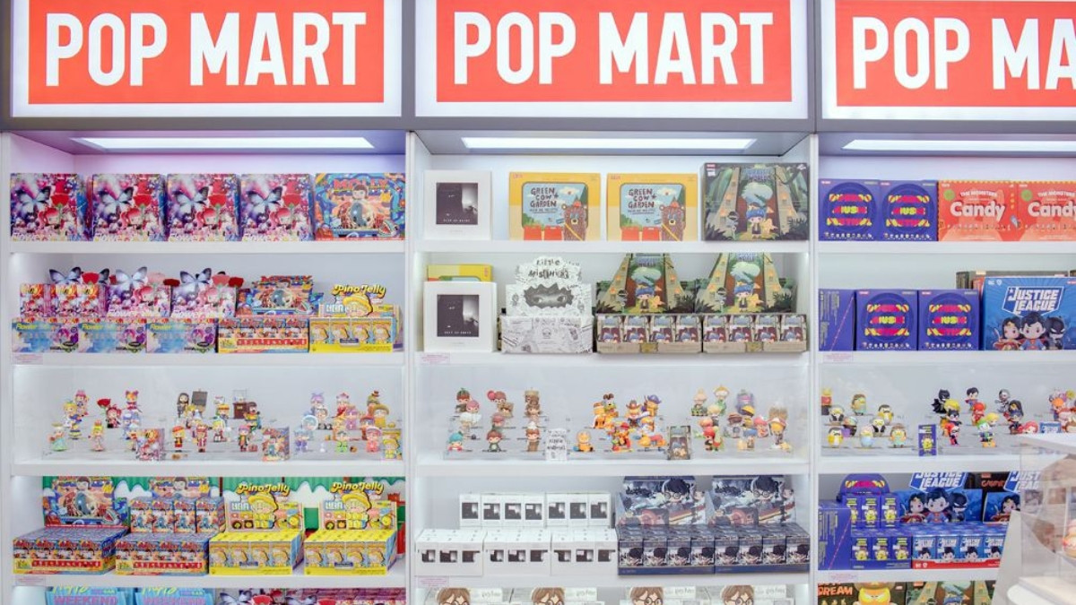 Các sản phẩm blind box Pop Mart đa dạng, thu hút tại các điểm bán lẻ gần Vincom Thảo Điền