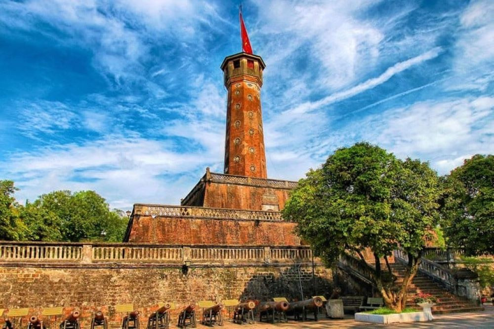 Cột cờ Hà Nội - biểu tượng thiêng liêng giữa lòng thủ đô, mang ý nghĩa lịch sử sâu sắc