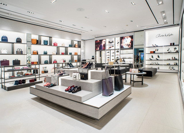 Cửa hàng Charles &amp; Keith Vincom Đồng Khởi