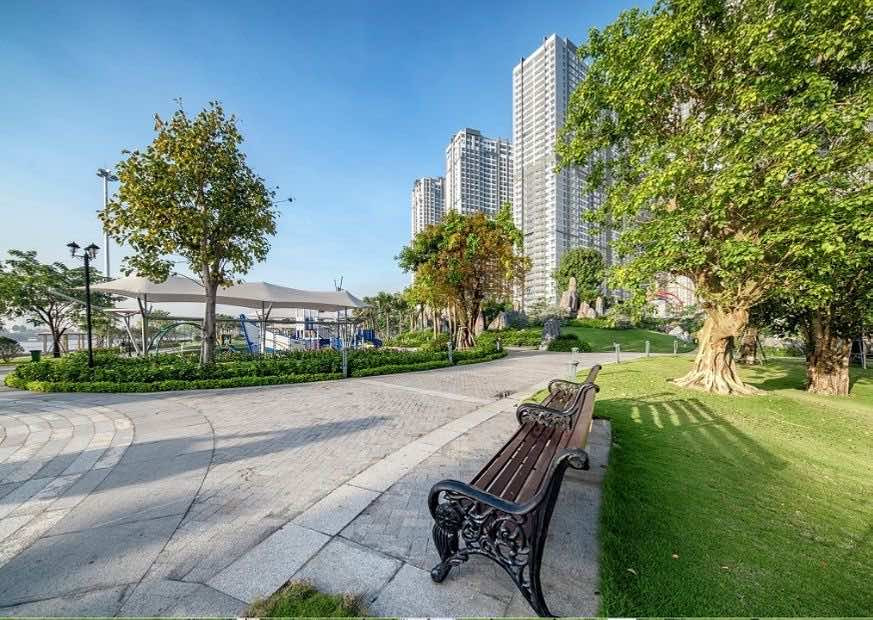 Đường chạy bộ và đi dạo ven sông tại Công viên bờ sông Landmark 81, nơi lý tưởng để rèn luyện sức khỏe