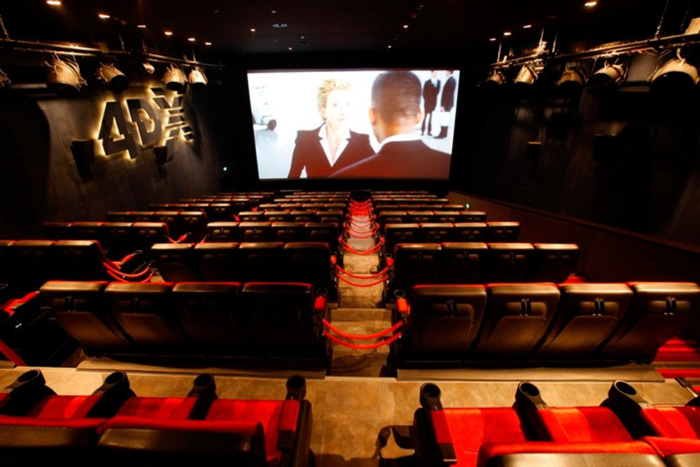 Ghế 4DX tích hợp hiệu ứng rung lắc, gió và mùi hương, đồng bộ hoàn hảo với từng cảnh phim mang đến trải nghiệm sống động