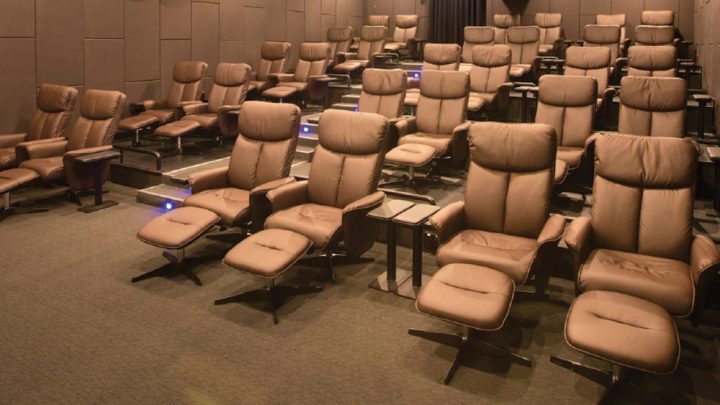 Ghế ngồi Gold Class cao cấp tại CGV Vincom Đồng Khởi, mang lại trải nghiệm xem phim đẳng cấp.