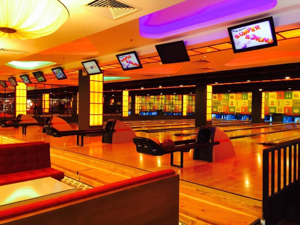 Giá vé bowling hấp dẫn tại Vincom Gò Vấp