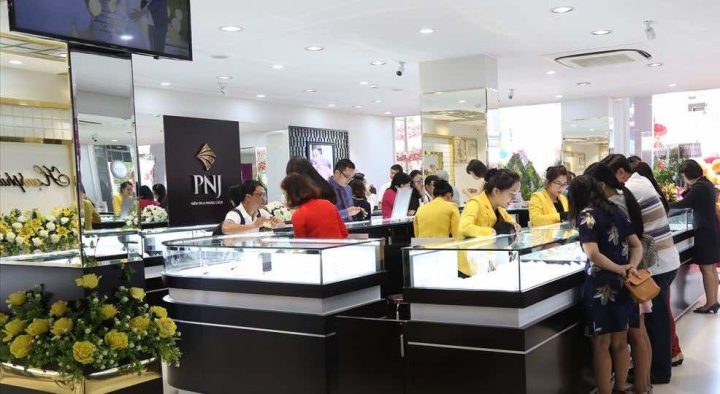 Hình ảnh cửa hàng PNJ tại Vincom Thủ Đức, điểm đến trang sức cao cấp
