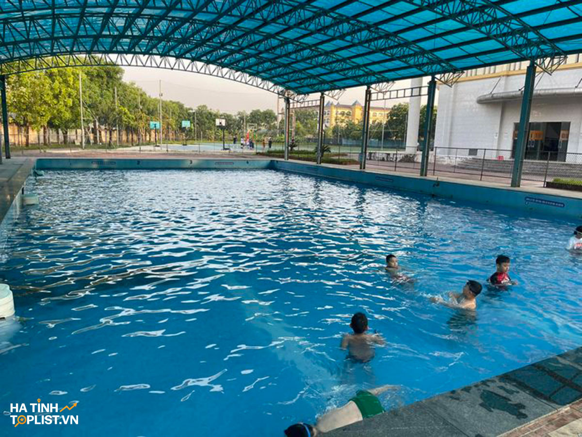 Học bơi giúp não bộ phát triển khỏe mạnh hơn
