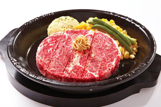 Khả năng giữ nhiệt lâu của chảo gang tại Pepper Lunch Vincom Đồng Khởi