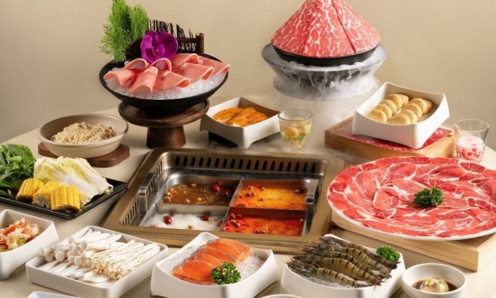 Khám phá thực đơn phong phú tại Manwah Vincom Thảo Điền