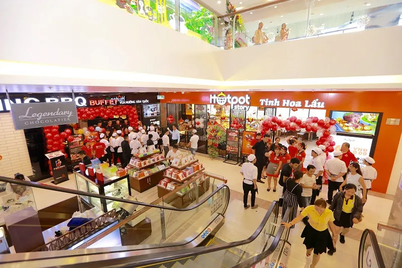 Không gian ẩm thực đa dạng với nhiều món ăn tại Vincom Plaza Nha Trang