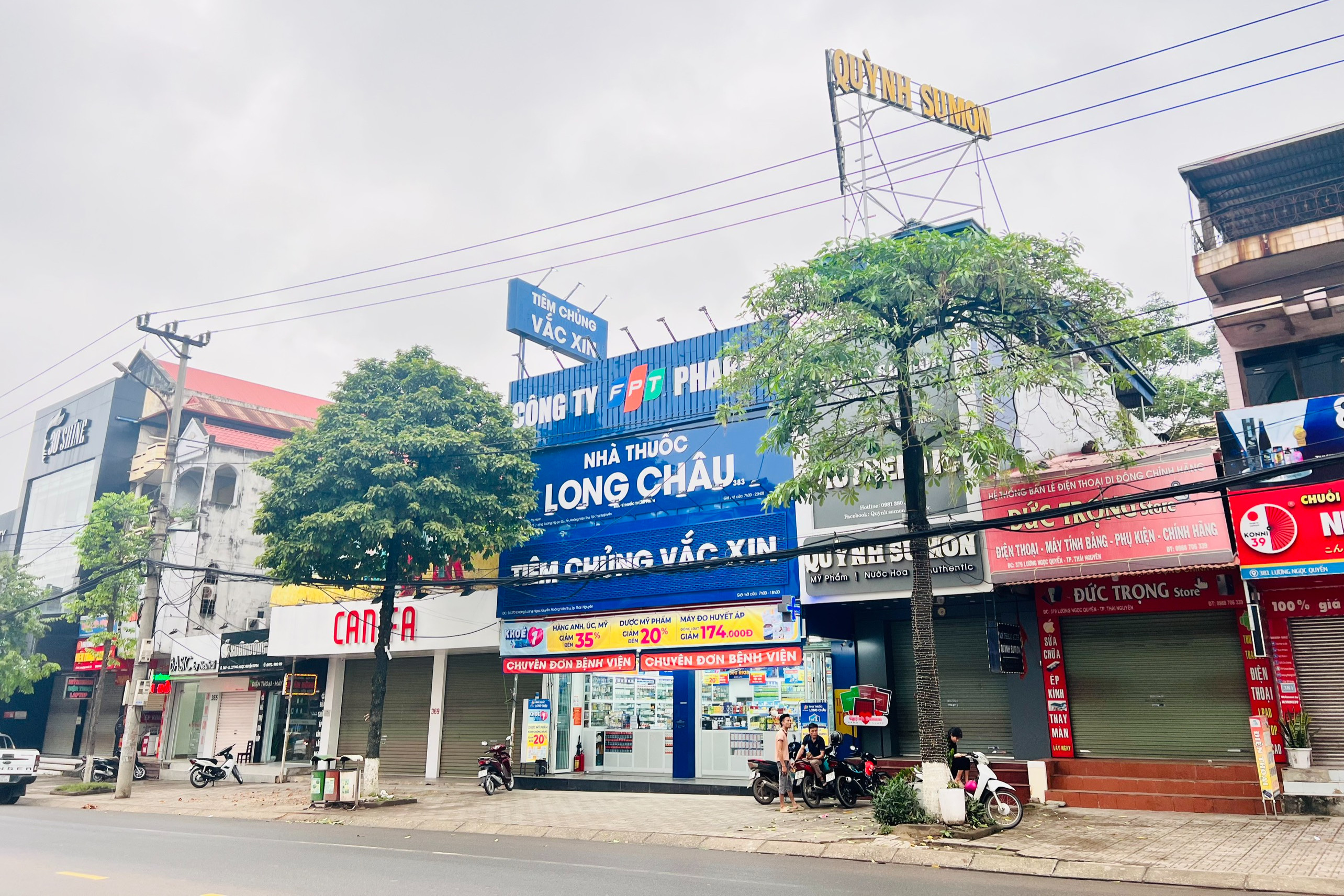 Không gian bên trong trung tâm dịch vụ gần Vincom Thái Nguyên địa chỉ