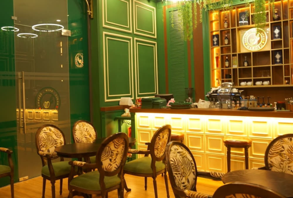 Không gian cổ điển kết hợp hiện đại tại Craft Beer &amp; Coffee Garden