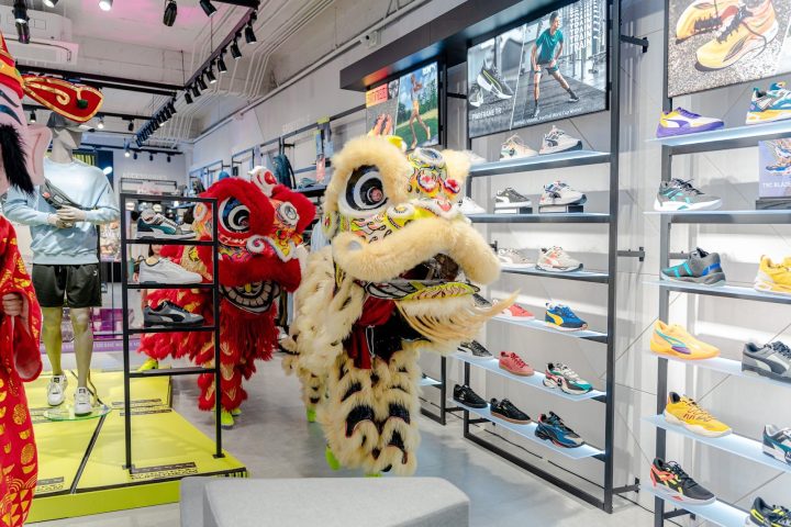 Không gian hiện đại của cửa hàng Puma, mang đến trải nghiệm mua sắm tuyệt vời tại Vincom Biên Hòa