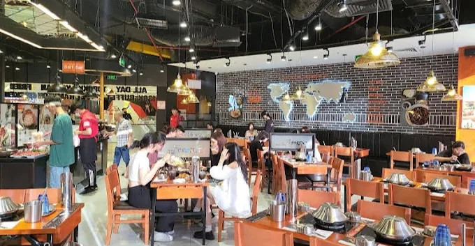 Không gian hiện đại của nhà hàng Dookki Vincom Bắc Ninh sẵn sàng đón khách