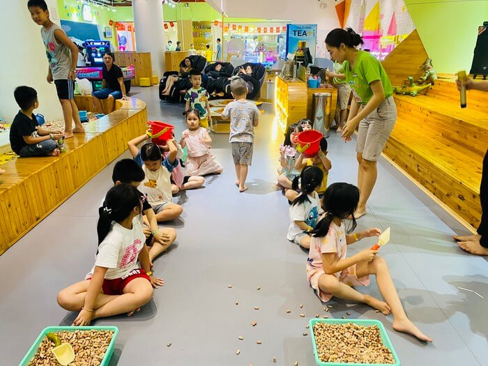 Không gian hiện đại và thân thiện của khu vui chơi Bigfun Vincom Hạ Long
