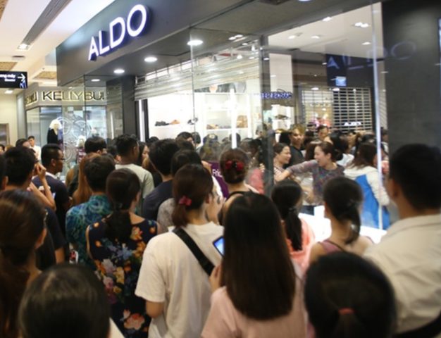 Không gian mua sắm thời trang tại ALDO Vincom Lê Thánh Tôn