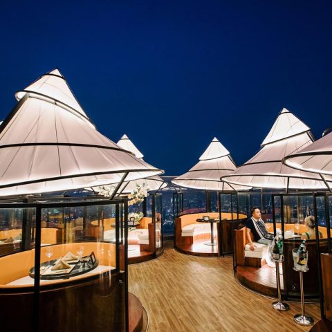 Không gian nhà hàng Nhật Bản Miwaku Premium