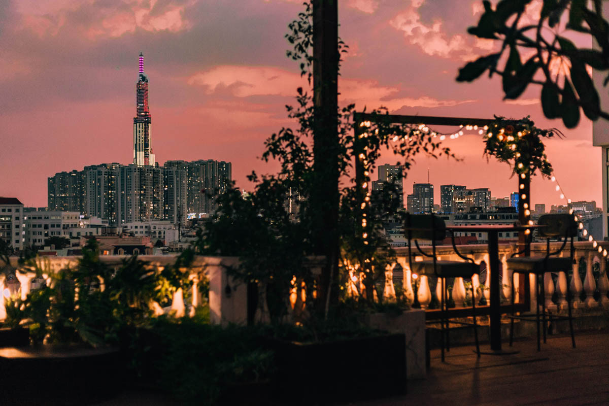 Không gian sang trọng lãng mạn tại Moira Eatery view Landmark 81