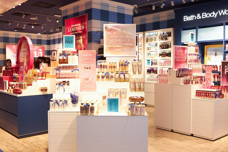 Không gian sang trọng và tinh tế của cửa hàng Bath and Body Works Vincom Đồng Khởi
