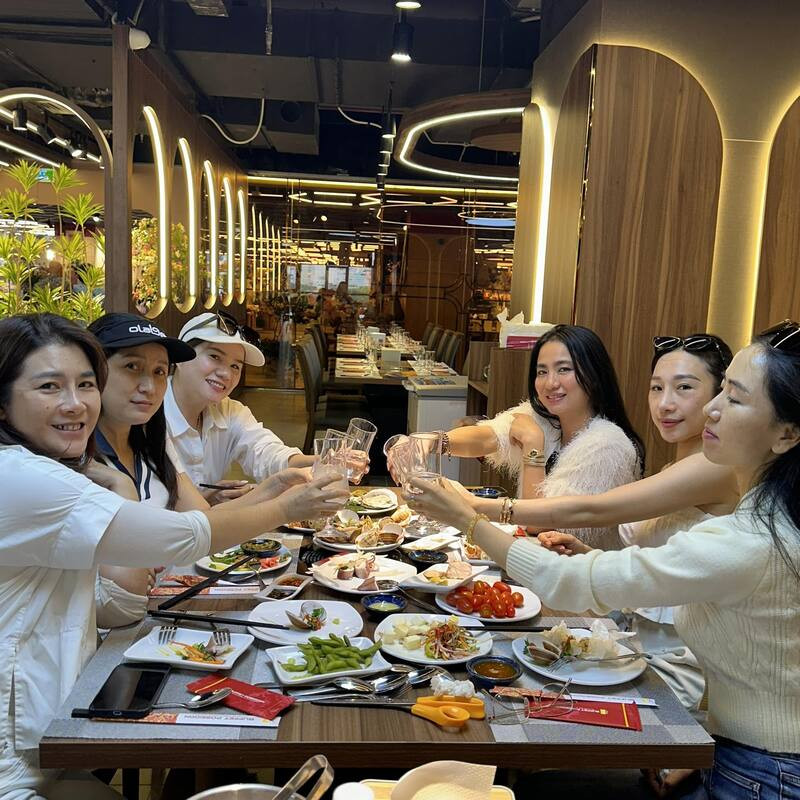 không gian tổ chức tiệc buffet Poseidon Vincom Lê Văn Việt Quận 9
