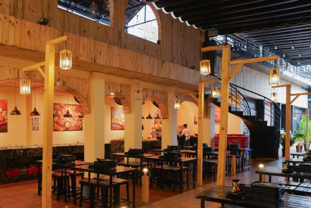 Không gian trẻ trung tại The Chill Buffet