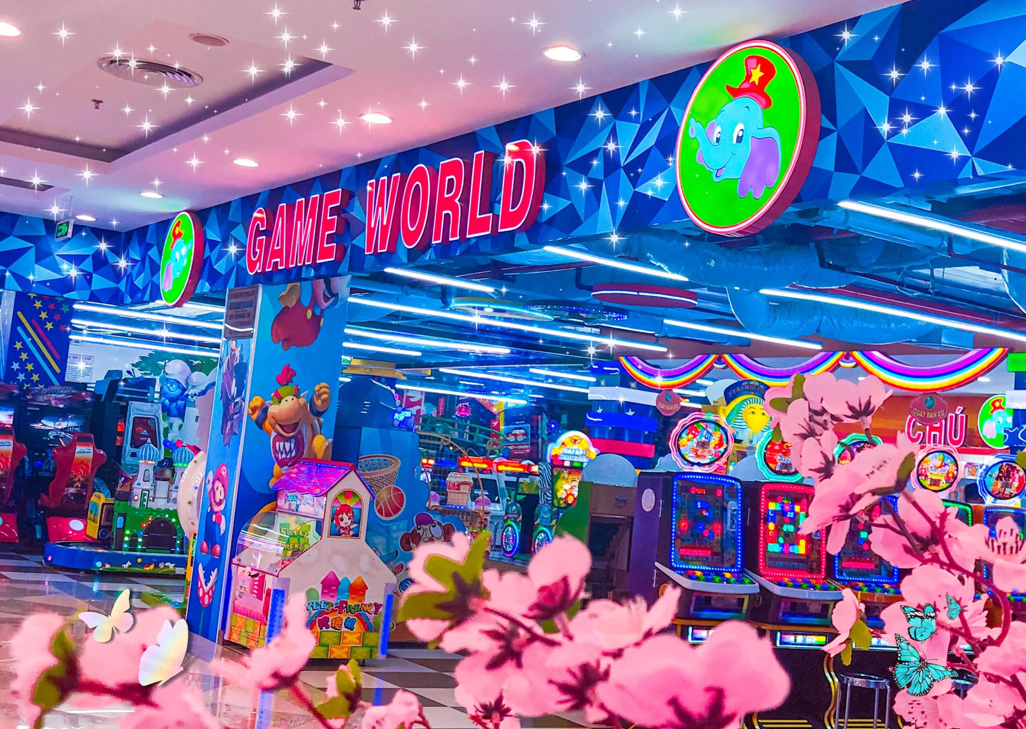 Khu trò chơi Game World sôi động tại TTTM Vincom