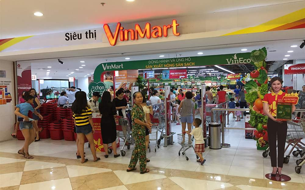 Khu vực siêu thị VinMart bên trong Vincom Plaza Lê Thánh Tông Hải Phòng