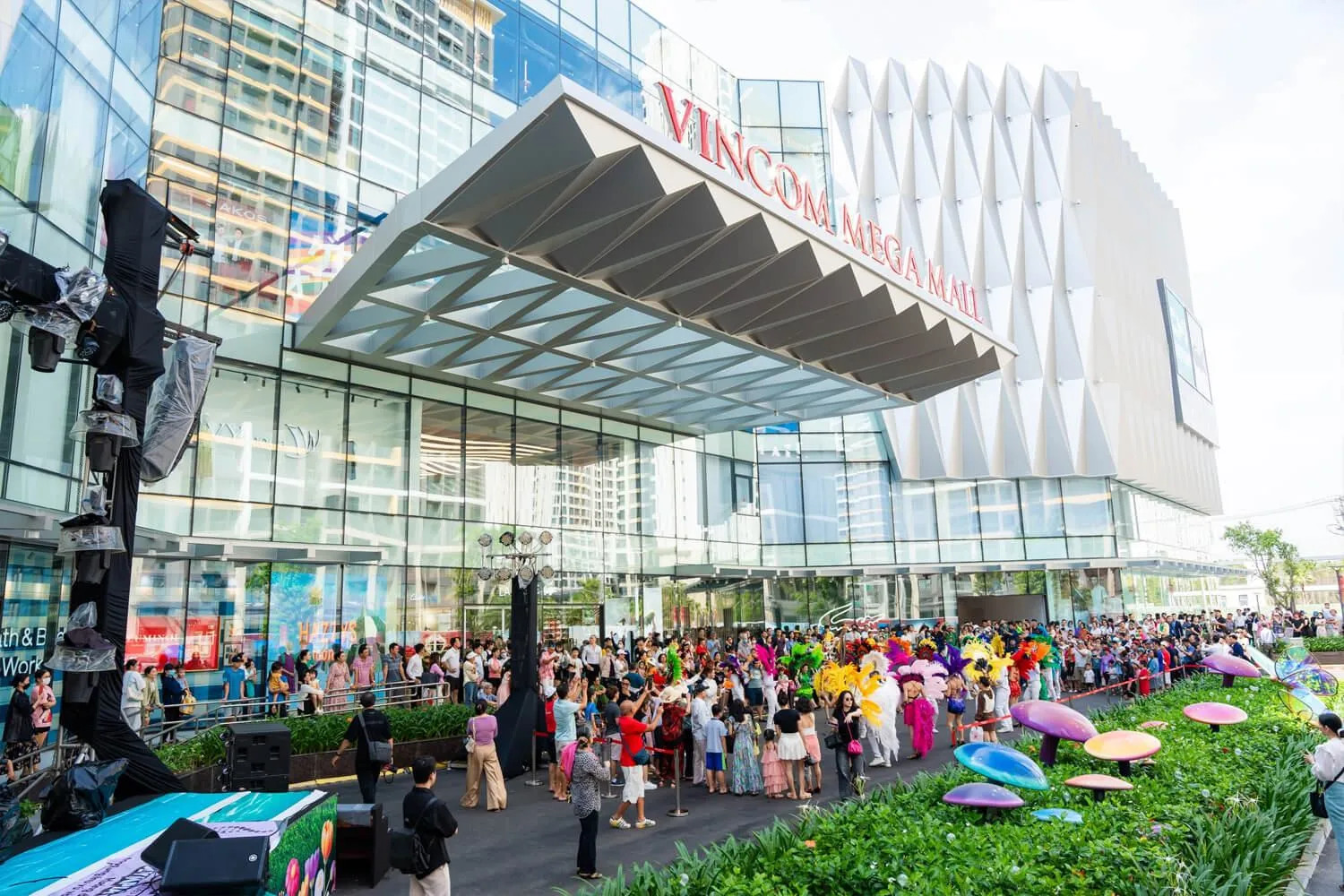 Kiến trúc xanh độc đáo tại Vincom Mega Mall Grand Park Thủ Đức