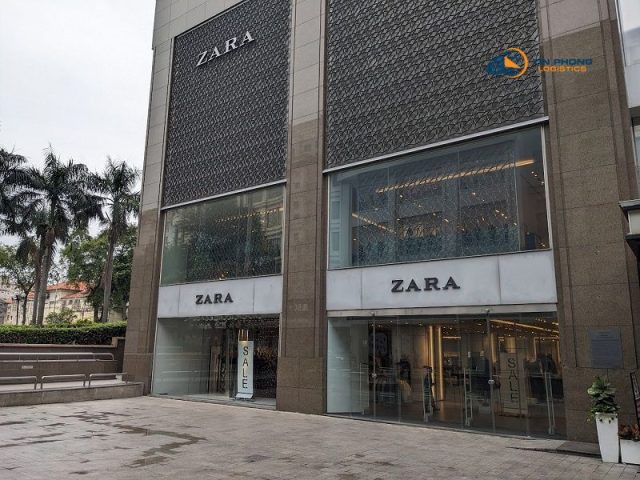 Mặt tiền cửa hàng thời trang Zara tại Vincom Đồng Khởi, TP.HCM