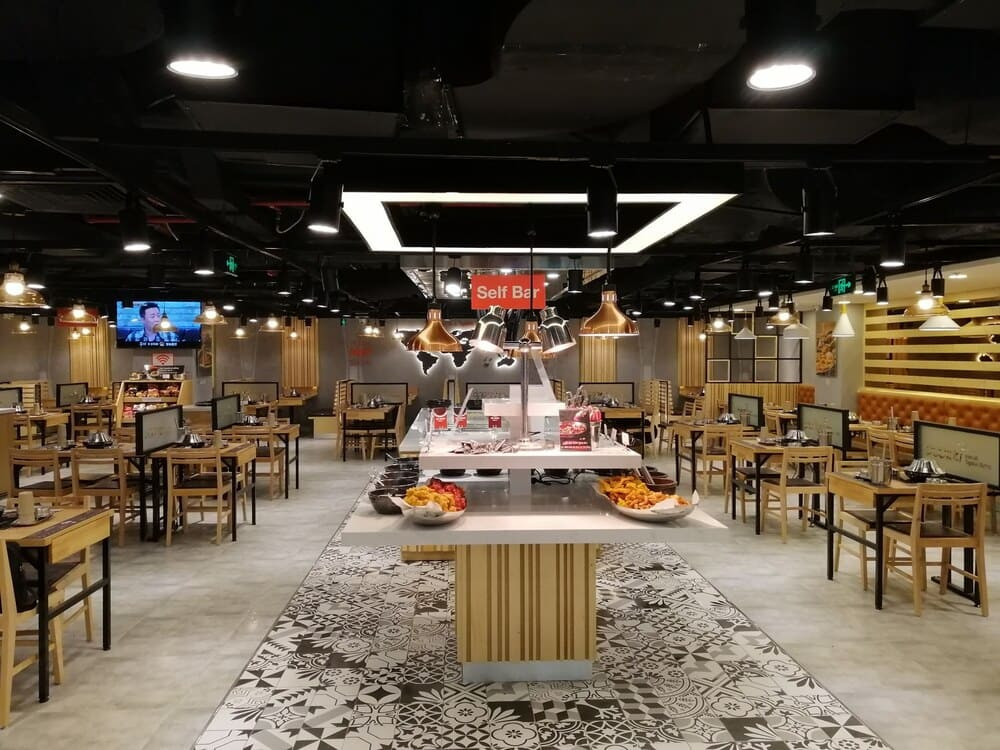 Món lẩu tokbokki tại Dookki, điểm đến ẩm thực nổi bật trên sơ đồ Vincom Phạm Ngọc Thạch