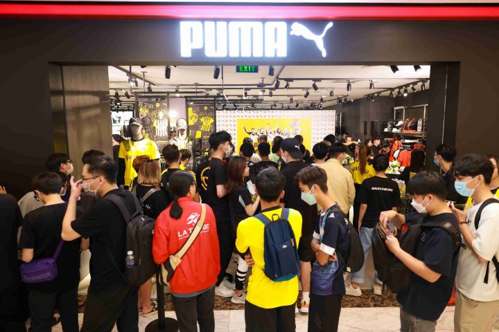 Người hâm mộ hào hứng giao lưu cùng các huyền thoại Borussia Dortmund tại Vincom Đồng Khởi