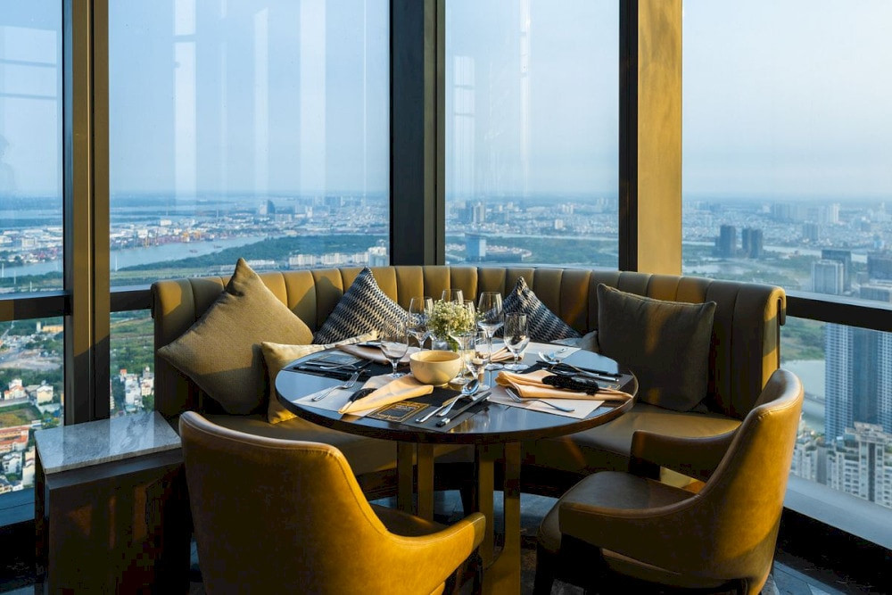 Nhà hàng sang trọng tại Landmark 81 với view Thành phố Hồ Chí Minh