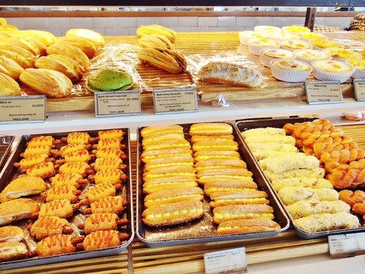 Những chiếc bánh kem Tous Les Jours Vincom được trang trí tinh xảo
