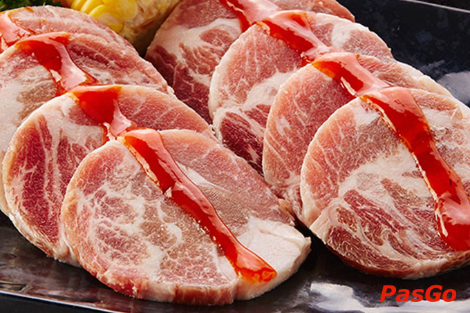 Những lát thịt nướng Yakiniku tại Sumo Vincom Đà Nẵng với độ dày hoàn hảo 0.5cm.