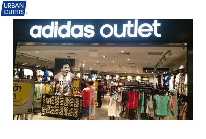Những sản phẩm phong phú tại cửa hàng adidas outlet
