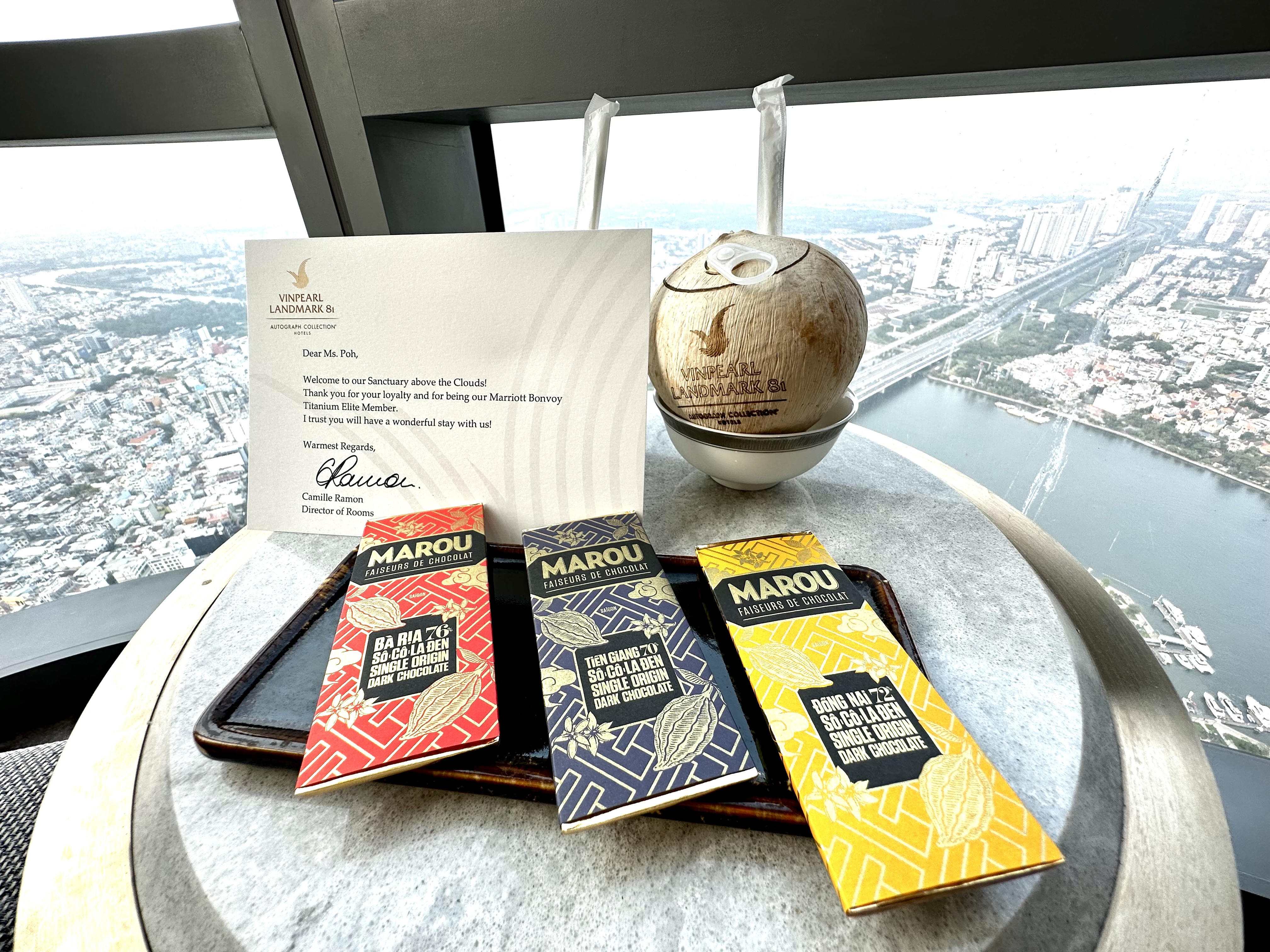 Quà chào mừng đặc biệt tại phòng Vinpearl Landmark 81 Autograph Collection Hotel