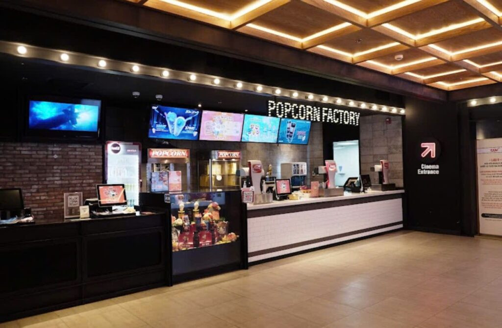 Rạp chiếu phim CGV tại Vincom Plaza Phạm Hùng