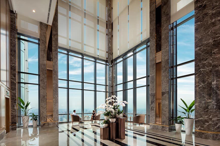 Sảnh khách sạn Vinpearl Luxury Landmark 81, nơi có các quán bar sang trọng