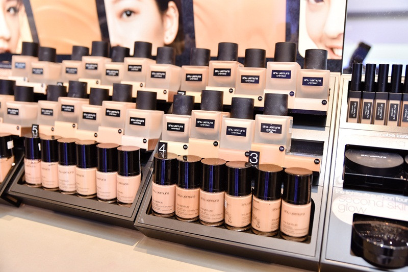 Khám phá thế giới sắc đẹp tại **Shu Uemura Vincom Đồng Khởi**