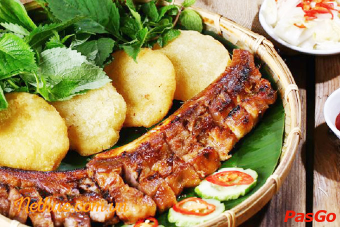 Sườn cốt lết nướng mắm ruốc đậm đà, món ngon khó cưỡng tại Vincom Nguyễn Chí Thanh
