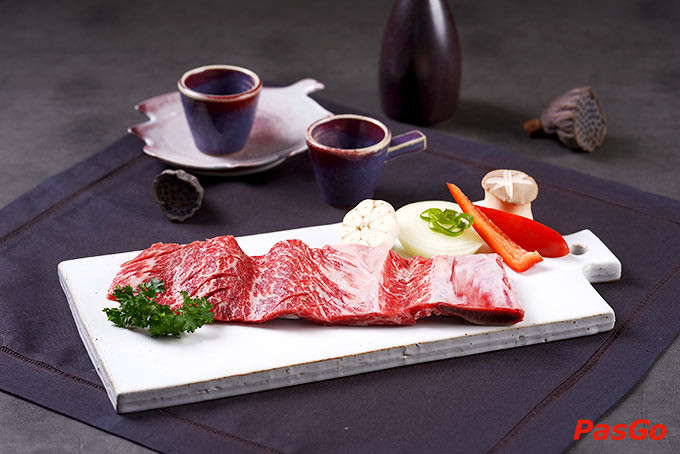 Sườn King thơm lừng, là món không thể bỏ qua tại các nhà hàng buffet
