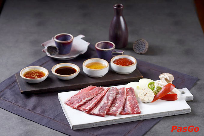 Sườn nướng King BBQ tẩm ướp sốt bí truyền, hương vị khó cưỡng