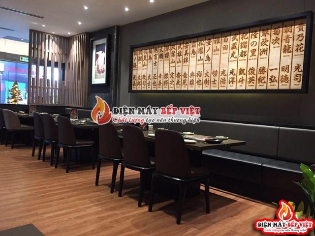 Thi công không gian bàn ăn tại nhà hàng Sumo BBQ Vincom Thảo Điền