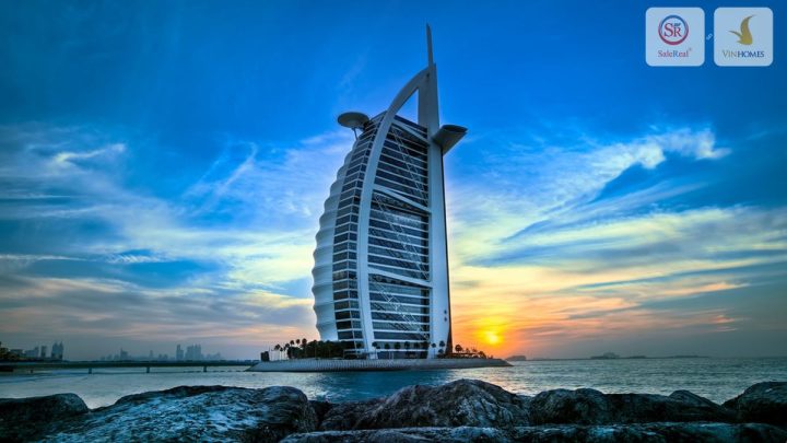 Thiết kế kiến trúc khách sạn Burj Al Arab của Atkins