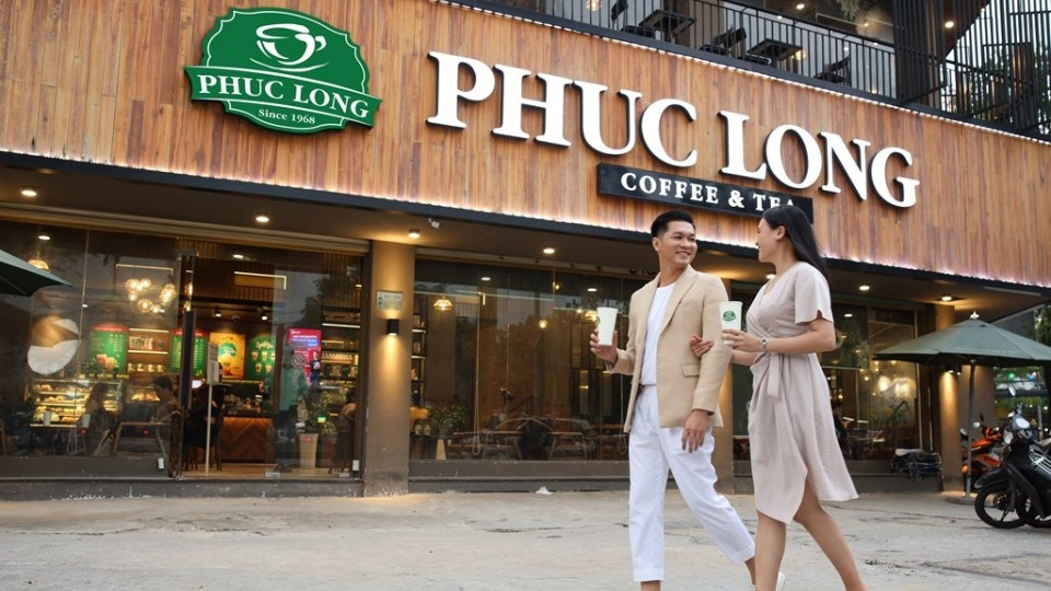 Thiết kế nội thất ấm cúng của quán Phúc Long ở Bình Chánh