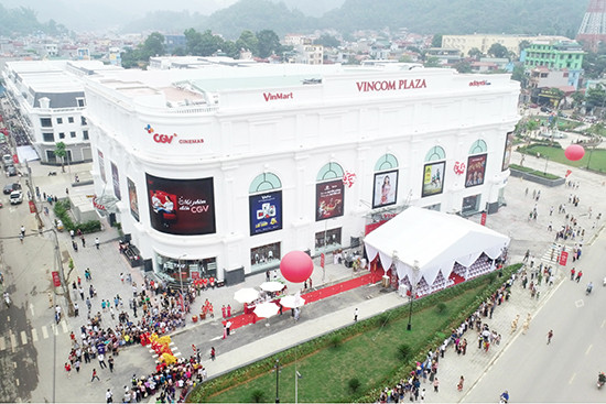 Toàn cảnh kiến trúc hiện đại của Vincom Plaza Sơn La