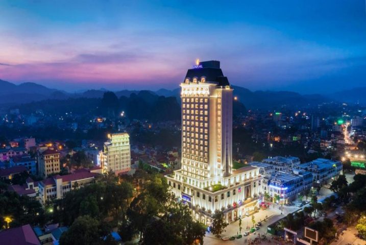 Toàn cảnh Vincom Vị Thanh, trung tâm sôi động với nhiều lựa chọn ẩm thực