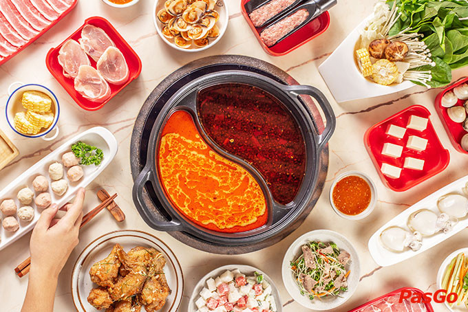 Tổng quan không gian ấm cúng tại Hotpot Story Vincom Nguyễn Chí Thanh