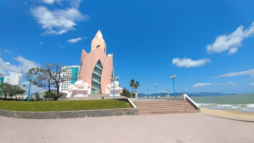 Xe xích lô truyền thống tại Nha Trang, phương tiện di chuyển độc đáo đến the landmark Nha Trang